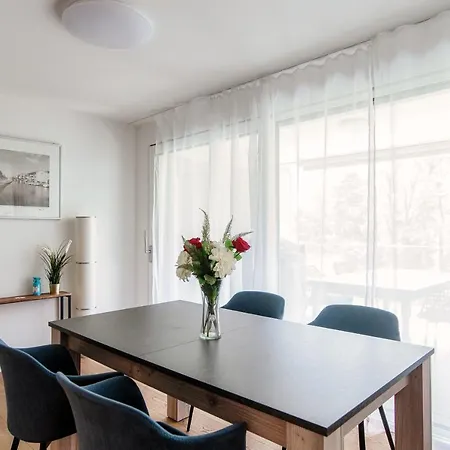 Linda Terrace By Quokka 360 - Modern One-bedroom Flat With Sun Terrace * Локарно