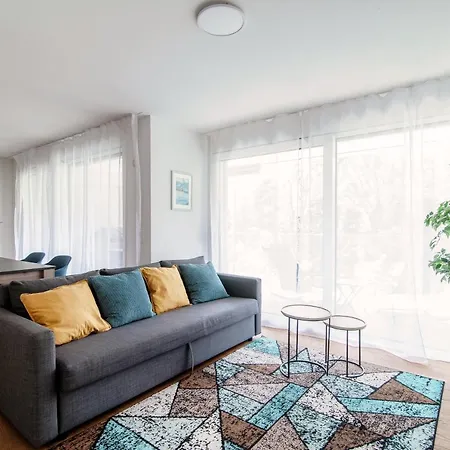 Linda Terrace By Quokka 360 - Modern One-bedroom Flat With Sun Terrace Локарно