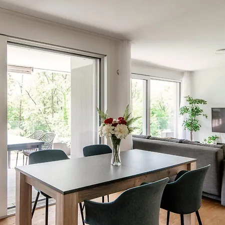 Апартаменты Linda Terrace By Quokka 360 - Modern One-bedroom Flat With Sun Terrace *