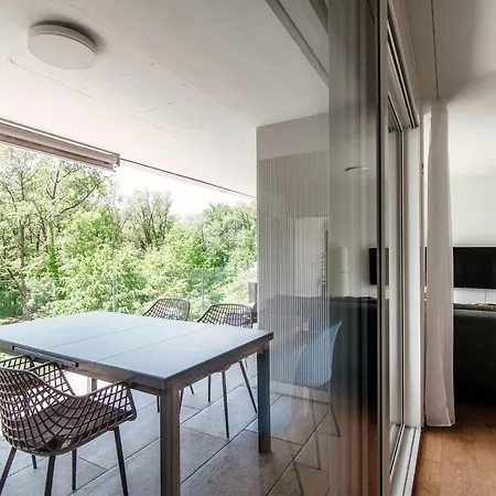 Linda Terrace By Quokka 360 - Modern One-bedroom Flat With Sun Terrace Локарно